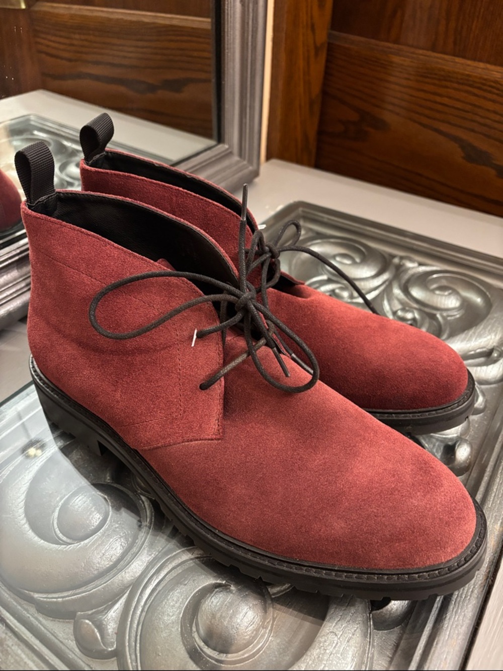 Calvin Klein Ultan Chukka 9 Men's Burgundy Suede Lace-Up Chukka Boots